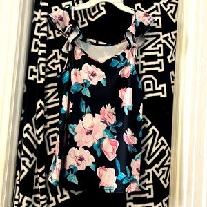 Pink flowers tank top